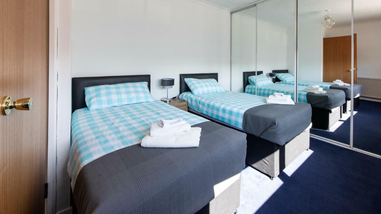 3 Bed House W/Drive & Garden V/Fast Wifi Near Bioquarter Vila Edimburgo Exterior foto