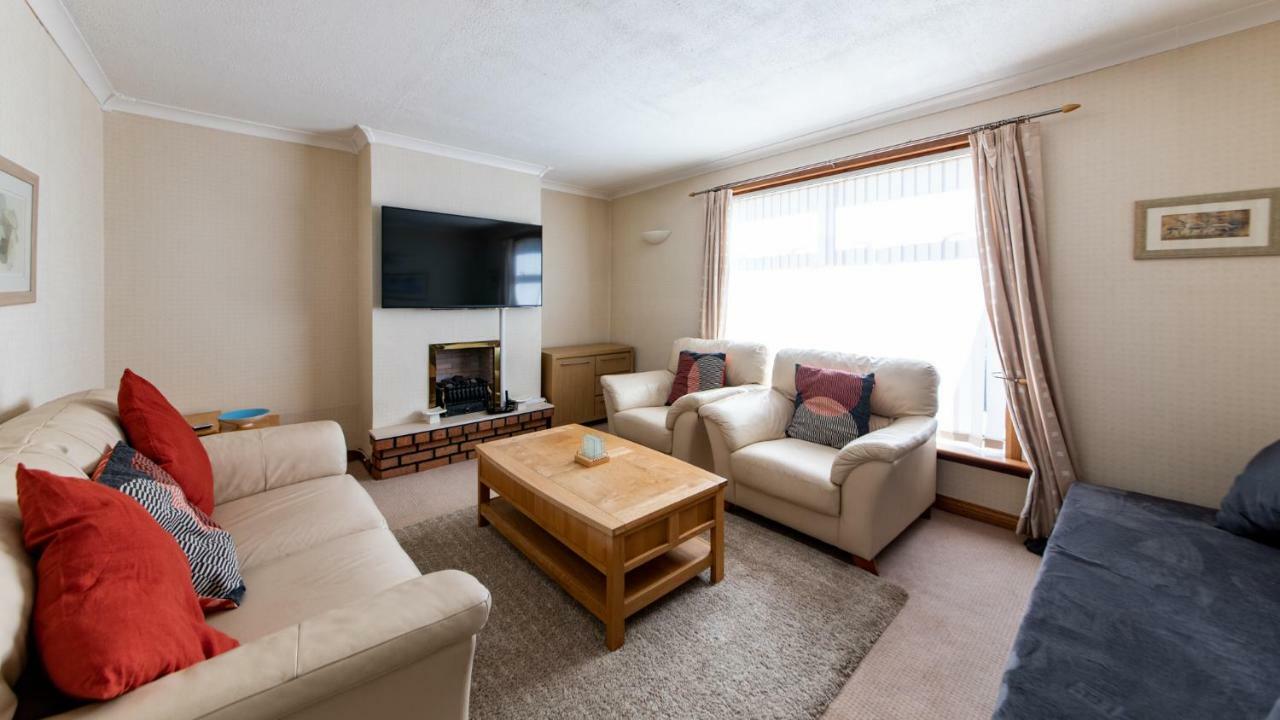 3 Bed House W/Drive & Garden V/Fast Wifi Near Bioquarter Vila Edimburgo Exterior foto