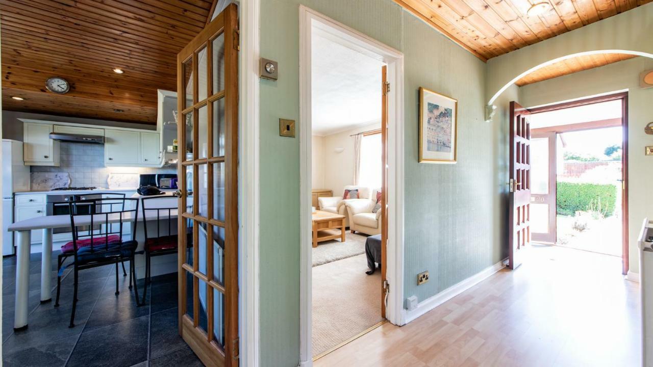 3 Bed House W/Drive & Garden V/Fast Wifi Near Bioquarter Vila Edimburgo Exterior foto