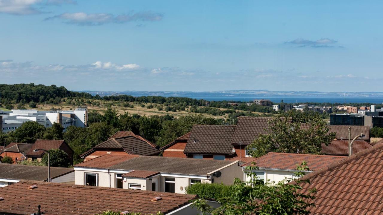 3 Bed House W/Drive & Garden V/Fast Wifi Near Bioquarter Vila Edimburgo Exterior foto